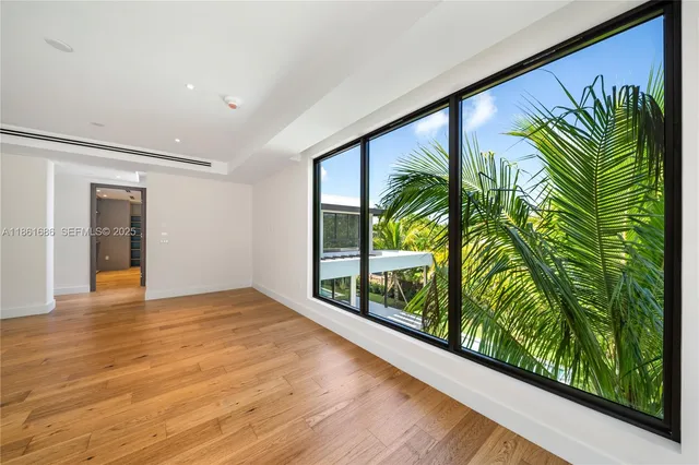 $4,999,000 | 6250 Southwest 78th Street, South Miami, FL 33143