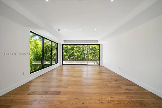 $4,999,000 | 6250 Southwest 78th Street, South Miami, FL 33143