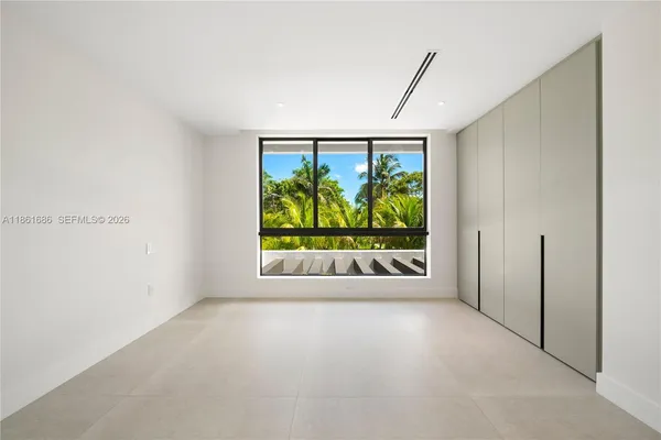 $4,695,000 | 6250 Southwest 78th Street, South Miami, FL 33143