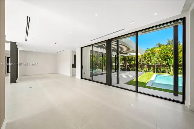 $4,999,000 | 6250 Southwest 78th Street, South Miami, FL 33143