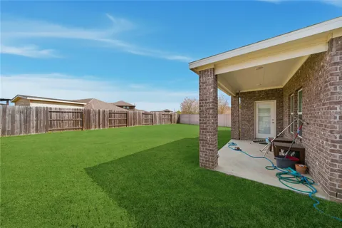 $405,000 | 2703 Fairfield Landing Lane, Pearland, TX 77089