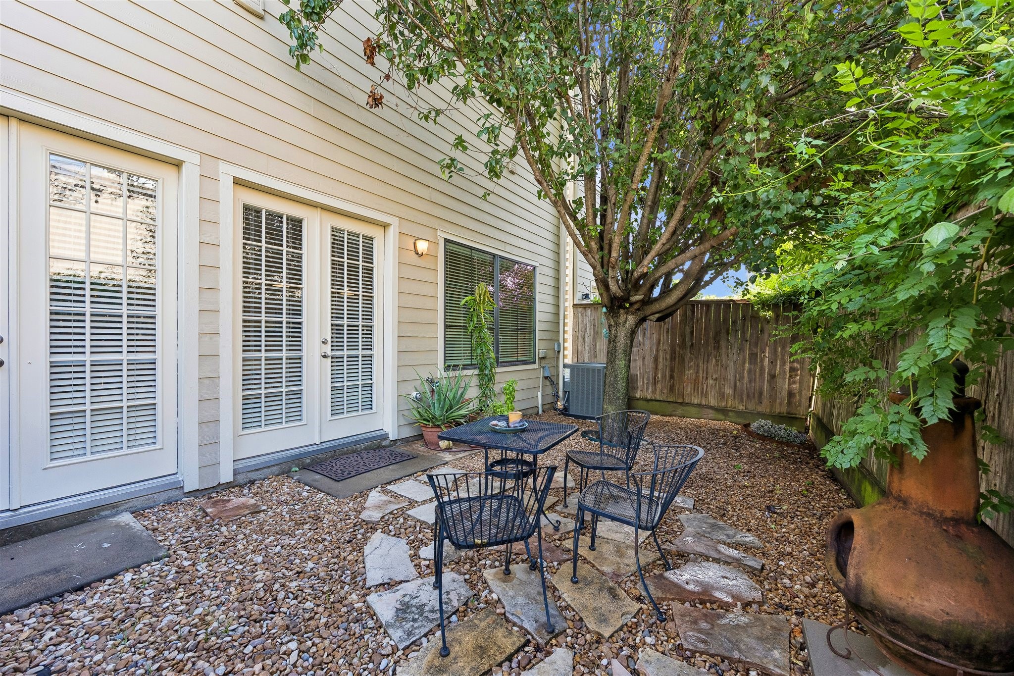 1514 Campbell Road, Unit B Houston, TX 77055 - Photo 30 of 31 Gallery Image 30