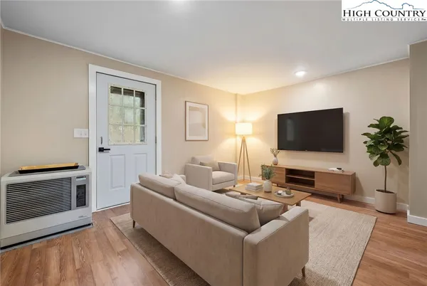 $289,900 | 41 Raccoon Lane, Newland, NC 28657