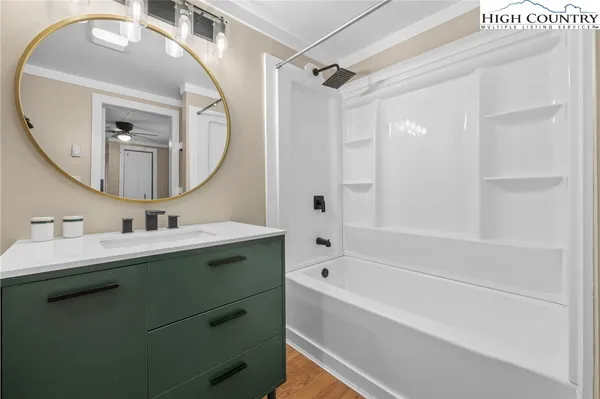 $289,900 | 41 Raccoon Lane, Newland, NC 28657