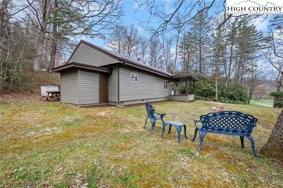 41 Raccoon Lane Newland, NC 28657 - Photo 28 of 34