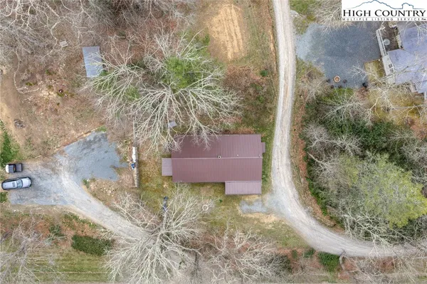 $289,900 | 41 Raccoon Lane, Newland, NC 28657