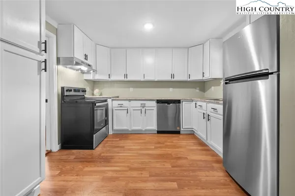 $289,900 | 41 Raccoon Lane, Newland, NC 28657