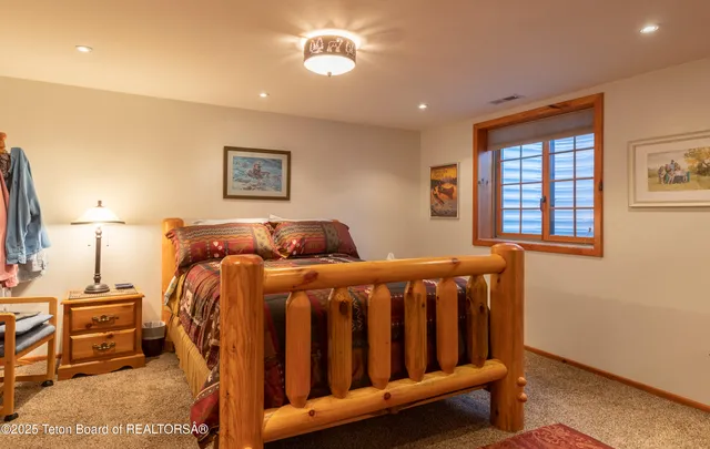 $2,588,889 | 615 Noble Lane, Bedford, WY 83112