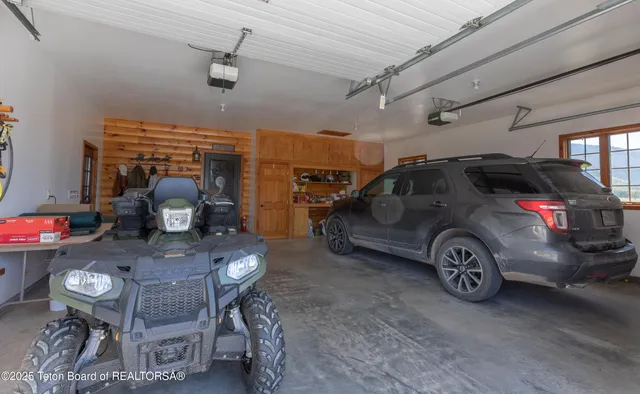 $2,588,889 | 615 Noble Lane, Bedford, WY 83112