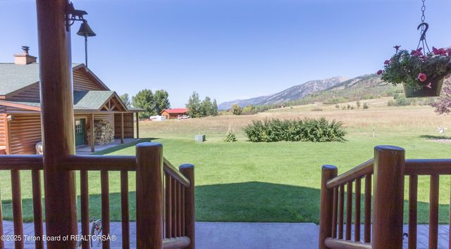 $2,588,889 | 615 Noble Lane, Bedford, WY 83112