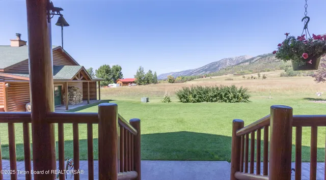$2,588,889 | 615 Noble Lane, Bedford, WY 83112