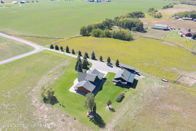 $2,588,889 | 615 Noble Lane, Bedford, WY 83112