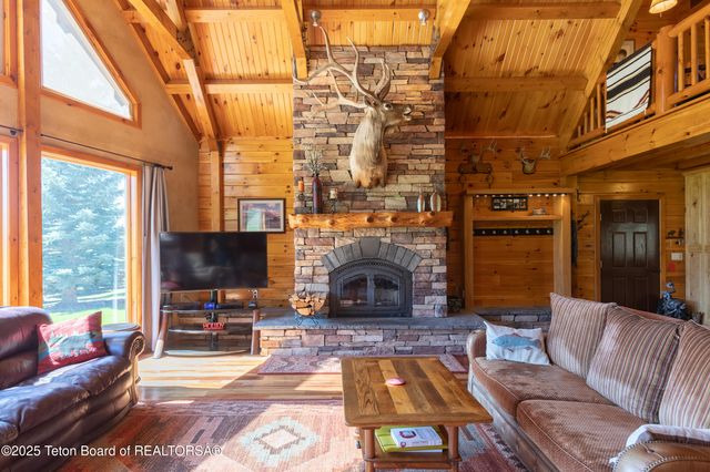 $2,588,889 | 615 Noble Lane, Bedford, WY 83112