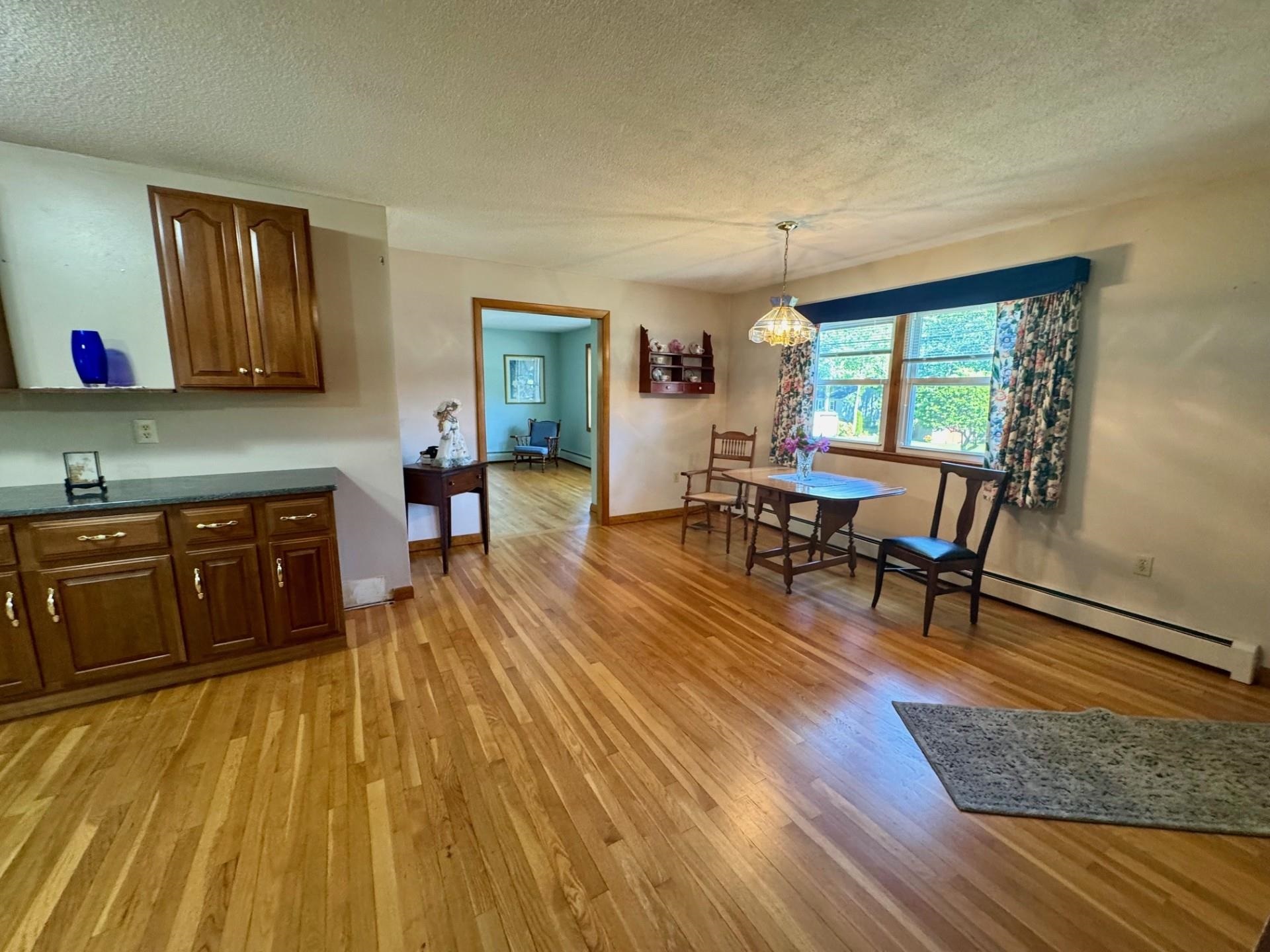25 Eastview Road Keene, NH 03431 - Photo 8 of 33