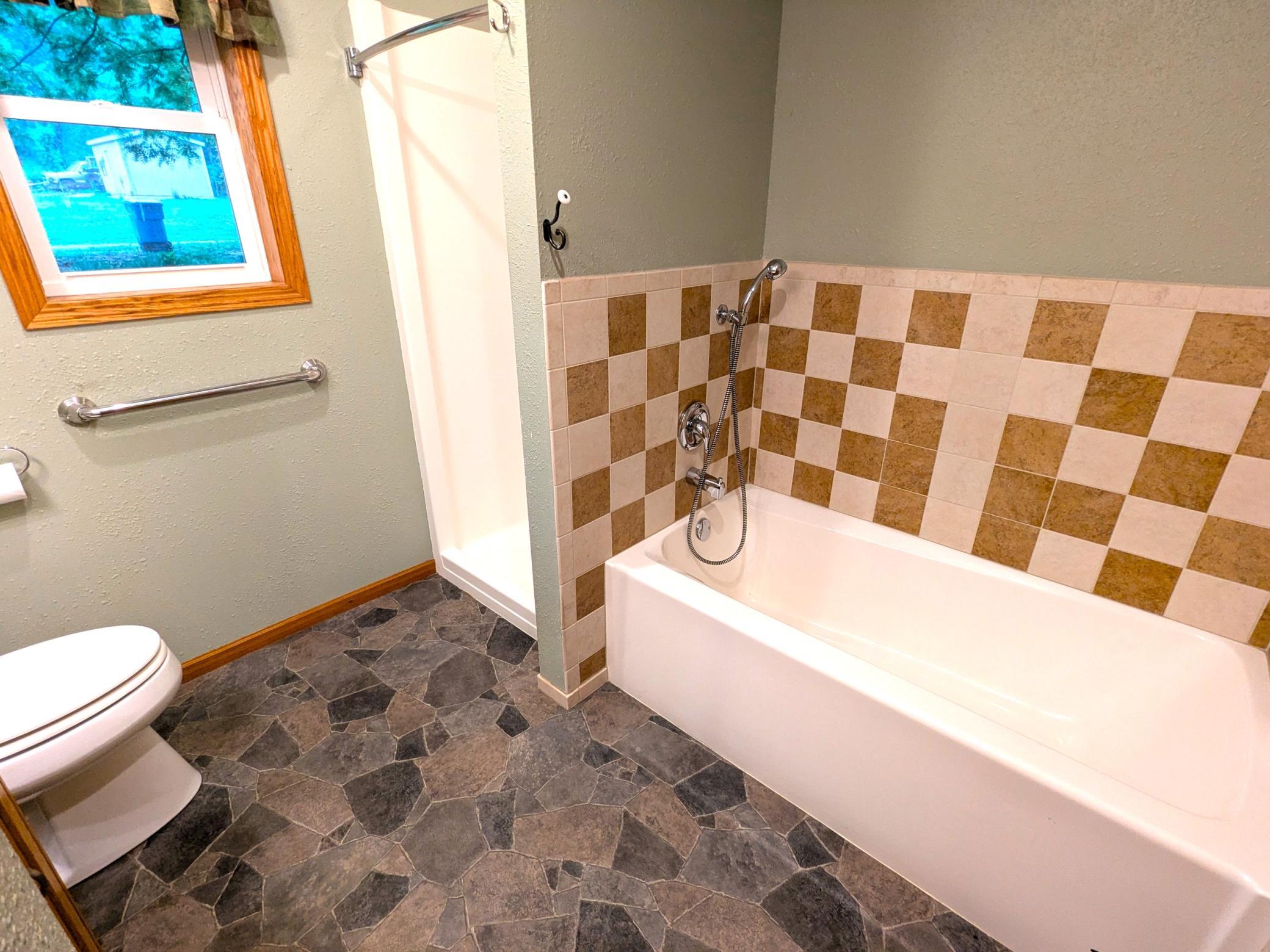 24082 Homer Valley Road Winona, MN 55987 - Photo 13 of 23 Gallery Image 13