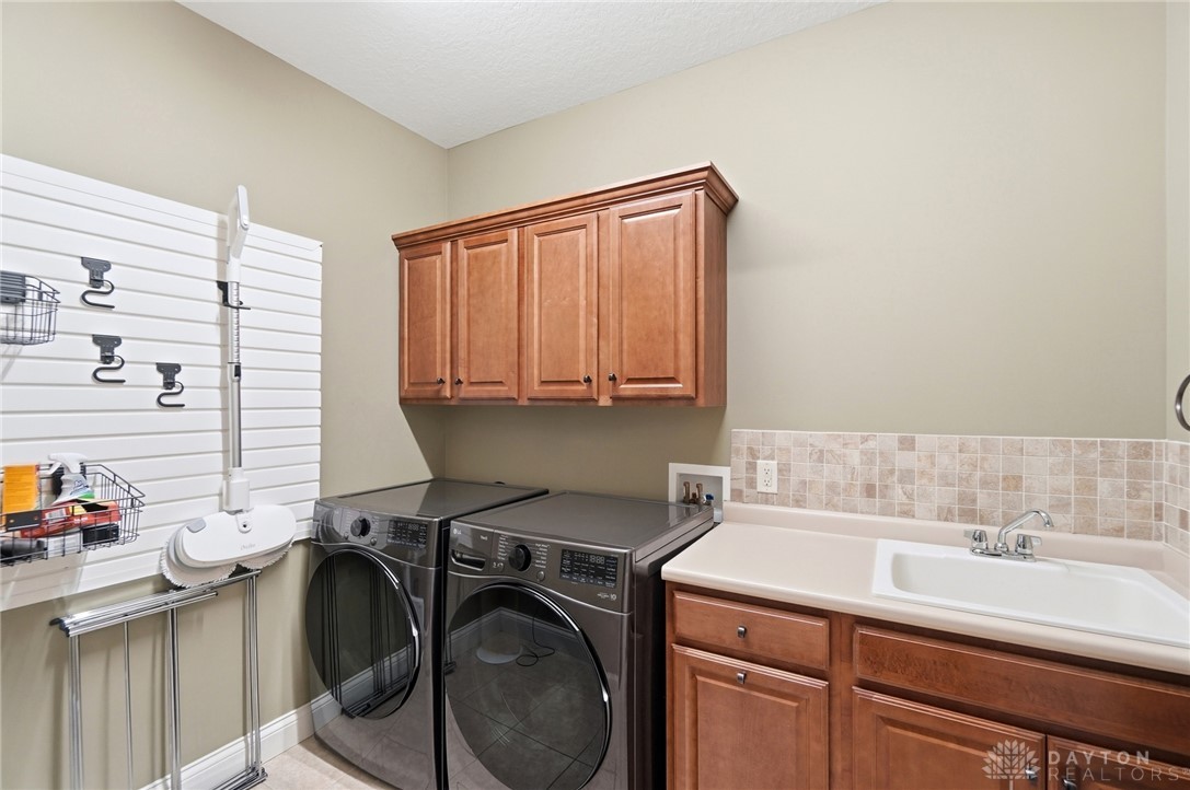 8010 Country Brook Court Springboro, OH 45066 - Photo 27 of 47