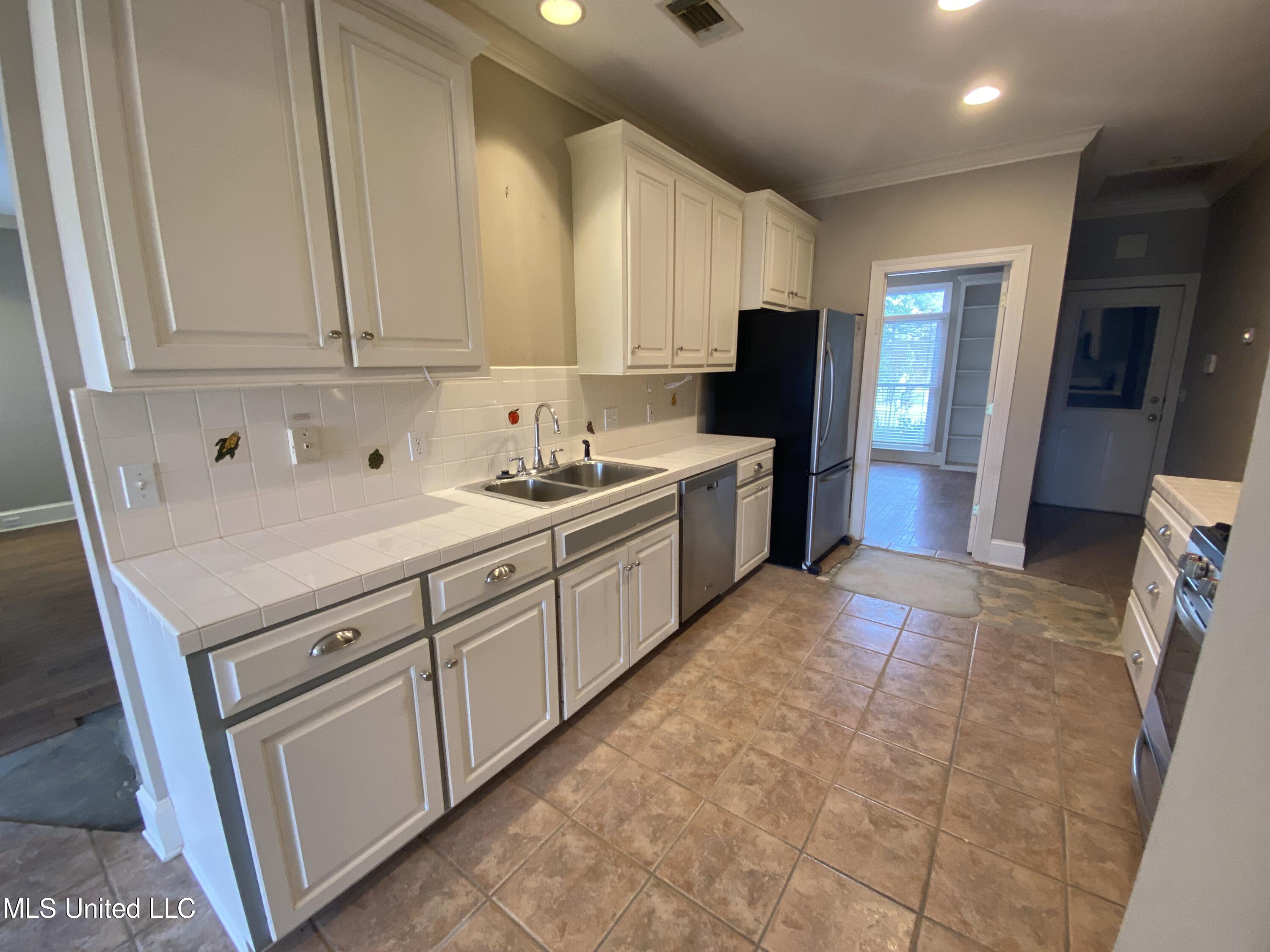 311 Colony Ridge Court Ridgeland, MS 39157 - Photo 17 of 62 46E05F83-C315-4A43-B19C-21369C15AAB3