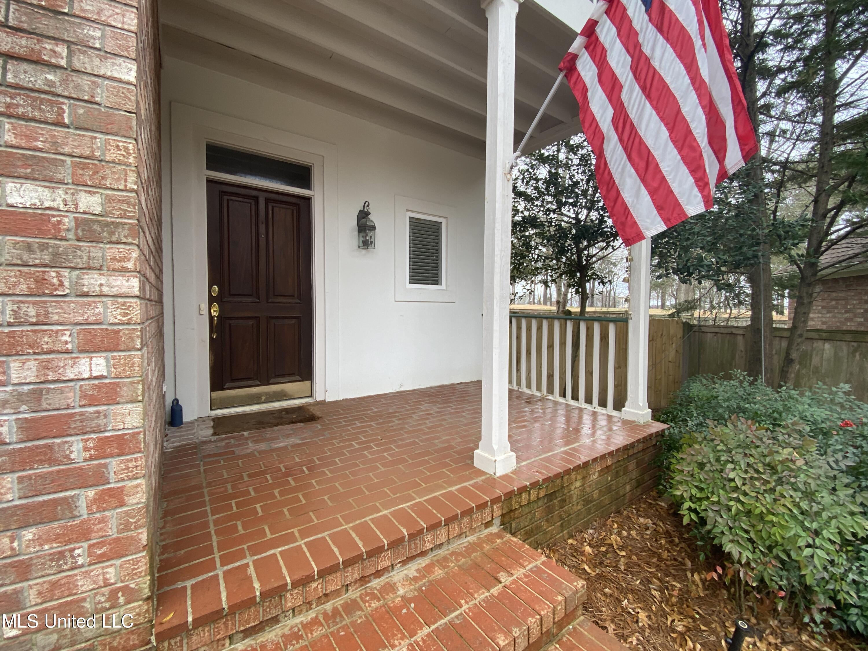 311 Colony Ridge Court Ridgeland, MS 39157 - Photo 5 of 62 F303B855-39ED-49FC-B85A-82003B1ACCD9