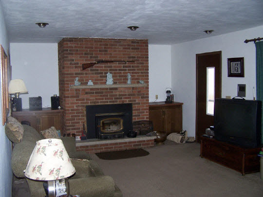 8261 Mill Road North Leaf River, IL 61047 - Photo 4 of 6 Gallery Image 4