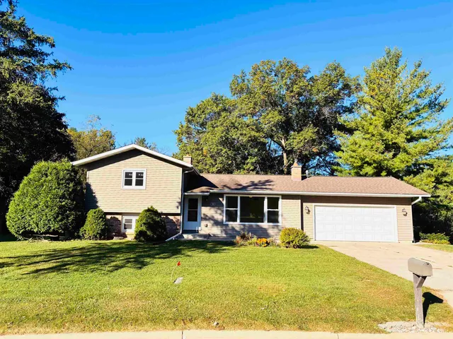 $399,900 | 206 Thompson Street, Verona, WI 53593