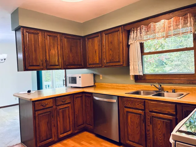 $399,900 | 206 Thompson Street, Verona, WI 53593