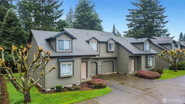 $1,050,000 | 12401-12407 111th Avenue East, Puyallup, WA 98374