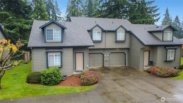 $1,050,000 | 12401-12407 111th Avenue East, Puyallup, WA 98374