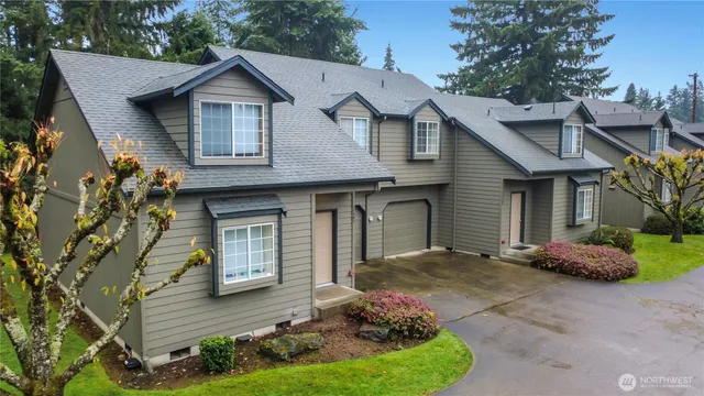 $1,050,000 | 12401-12407 111th Avenue East, Puyallup, WA 98374