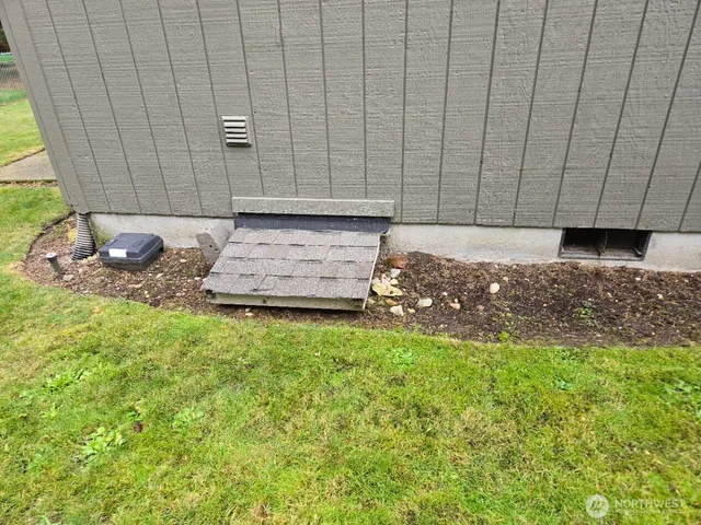 $1,050,000 | 12401-12407 111th Avenue East, Puyallup, WA 98374