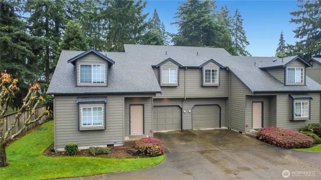 $1,050,000 | 12401-12407 111th Avenue East, Puyallup, WA 98374