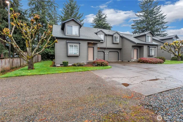 $1,050,000 | 12401-12407 111th Avenue East, Puyallup, WA 98374