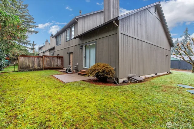 $1,050,000 | 12401-12407 111th Avenue East, Puyallup, WA 98374