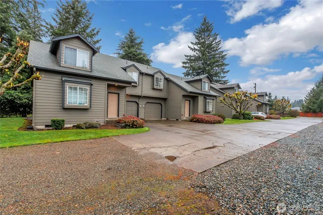 $1,050,000 | 12401-12407 111th Avenue East, Puyallup, WA 98374