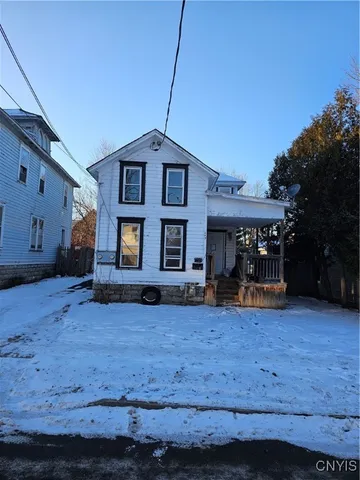 $1,000 | 245 North Rutland Street, Watertown, NY 13601