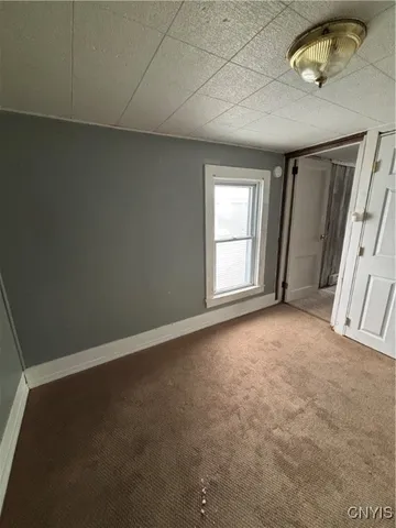 $1,000 | 245 North Rutland Street, Watertown, NY 13601