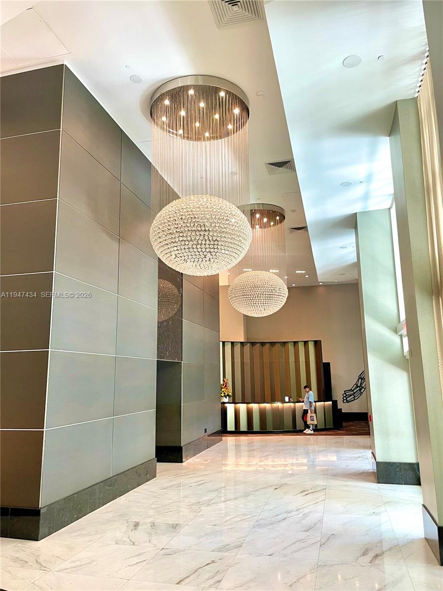 951 Brickell Avenue, Unit 3309 Miami, FL 33131 - Photo 3 of 41