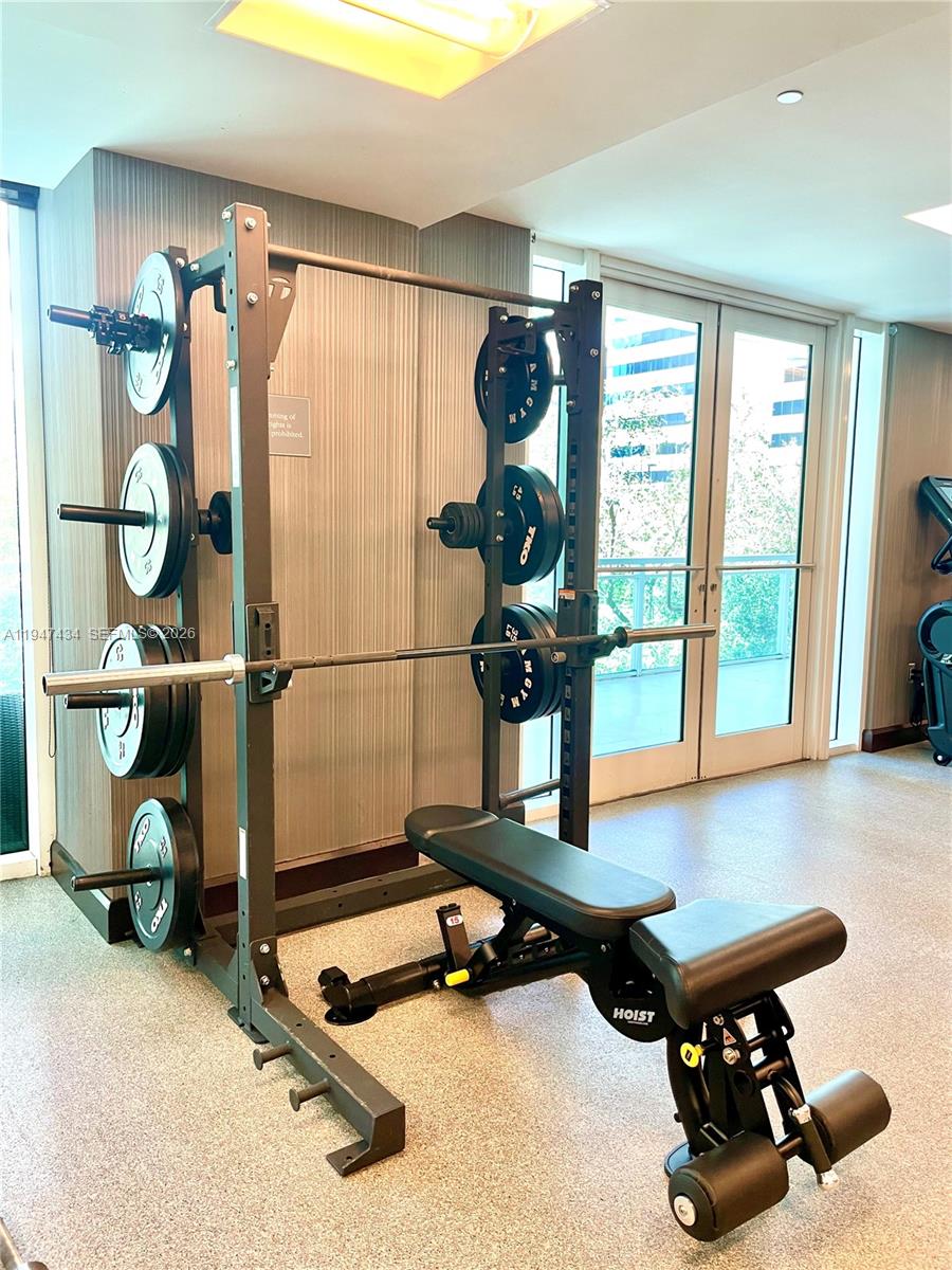 951 Brickell Avenue, Unit 3309 Miami, FL 33131 - Photo 35 of 41