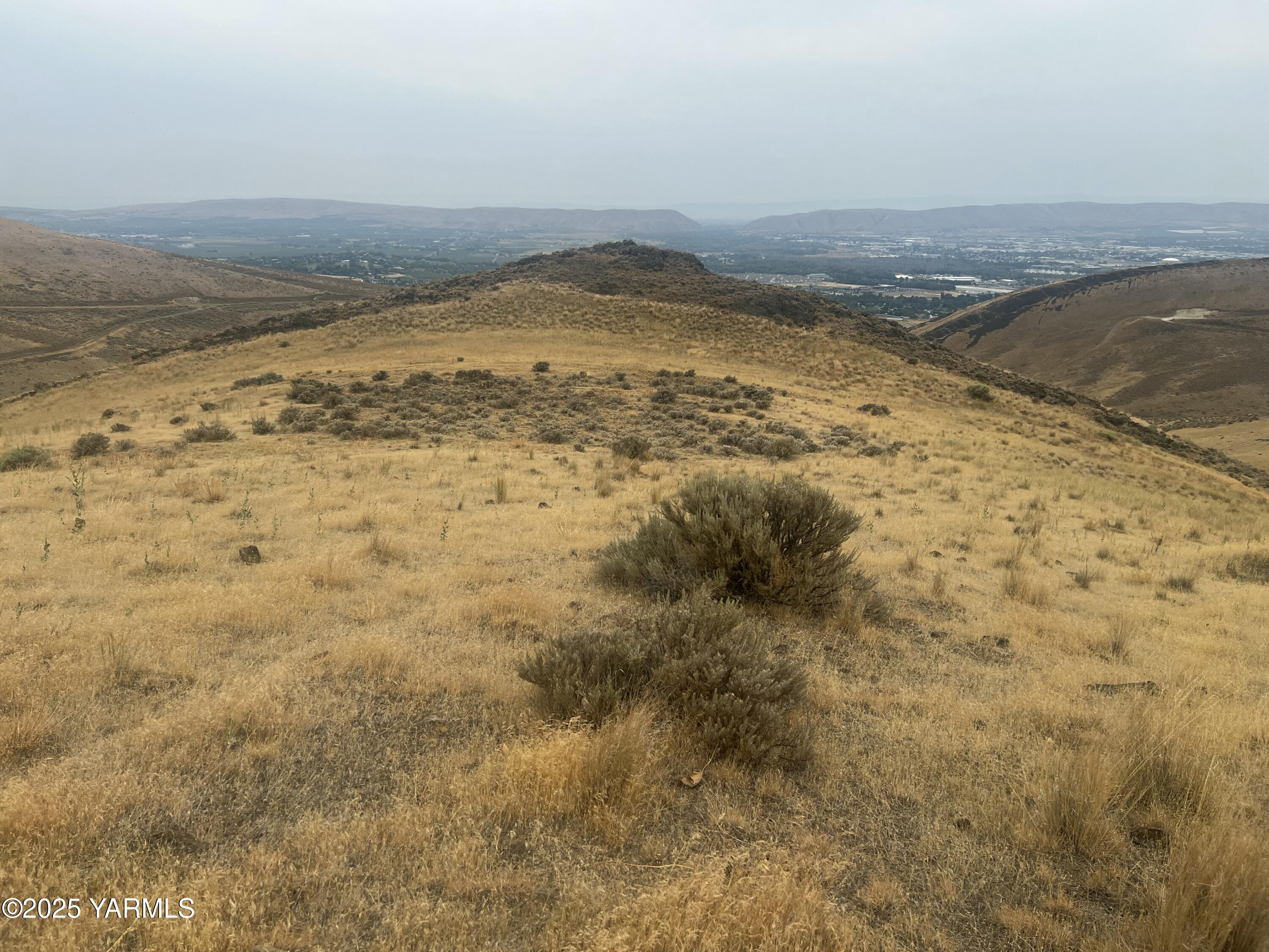 Nka Barrs Road Yakima, WA 98901 - Photo 11 of 14 a view of ocean view