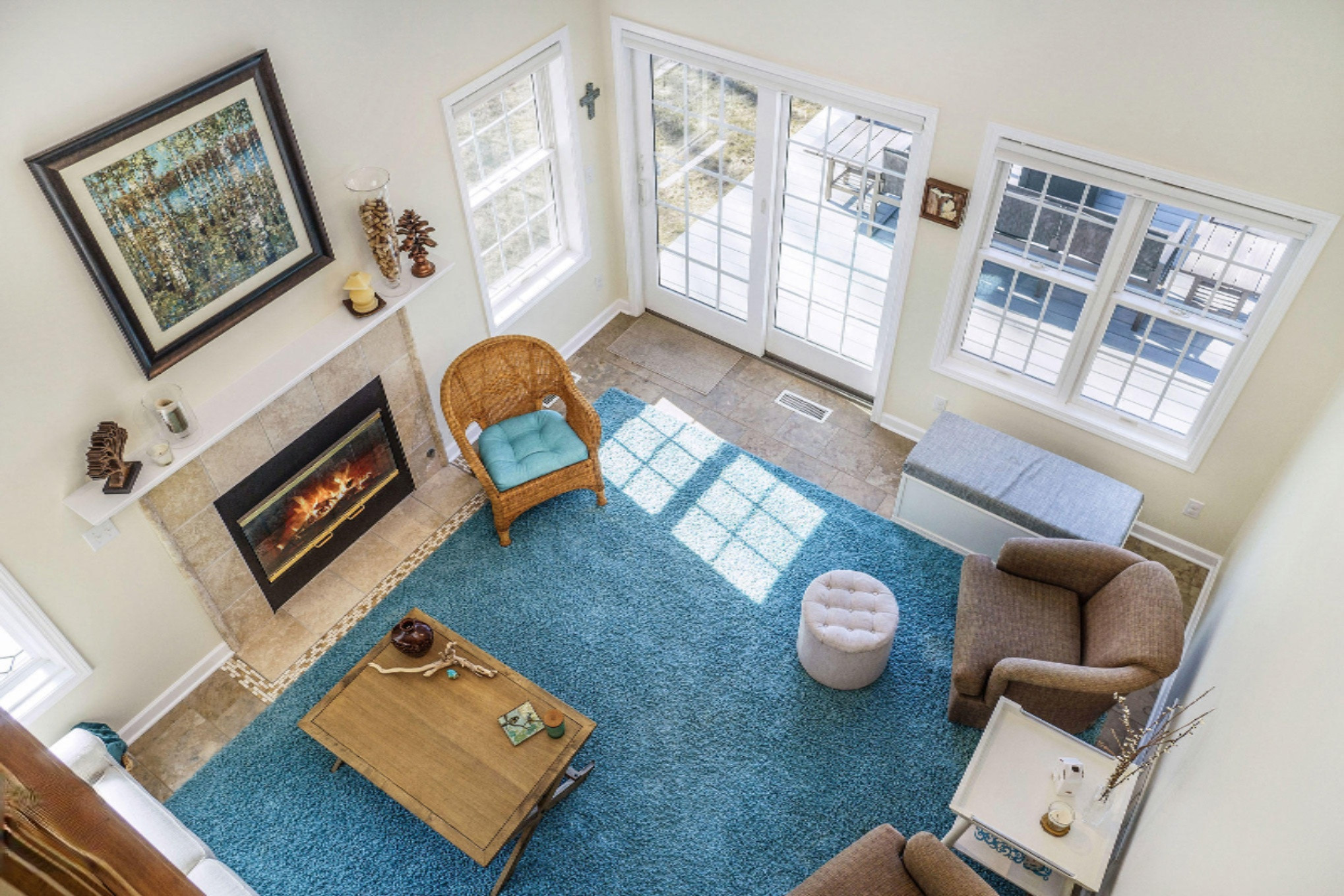 6706 Lakeshore Road Manistee, MI 49660 - Photo 10 of 30 Wonderfully high ceiling