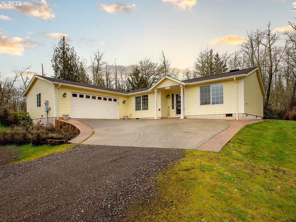 502 Walker Road Kelso, WA 98626 - Photo 1 of 32 Gallery Image 1