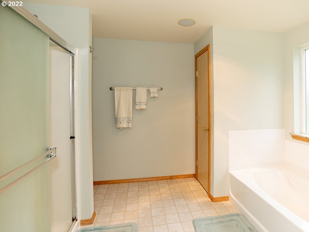 502 Walker Road Kelso, WA 98626 - Photo 18 of 32 Gallery Image 18