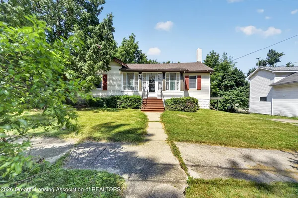 $190,000 | 104 South Prospect Street, St. Johns, MI 48879