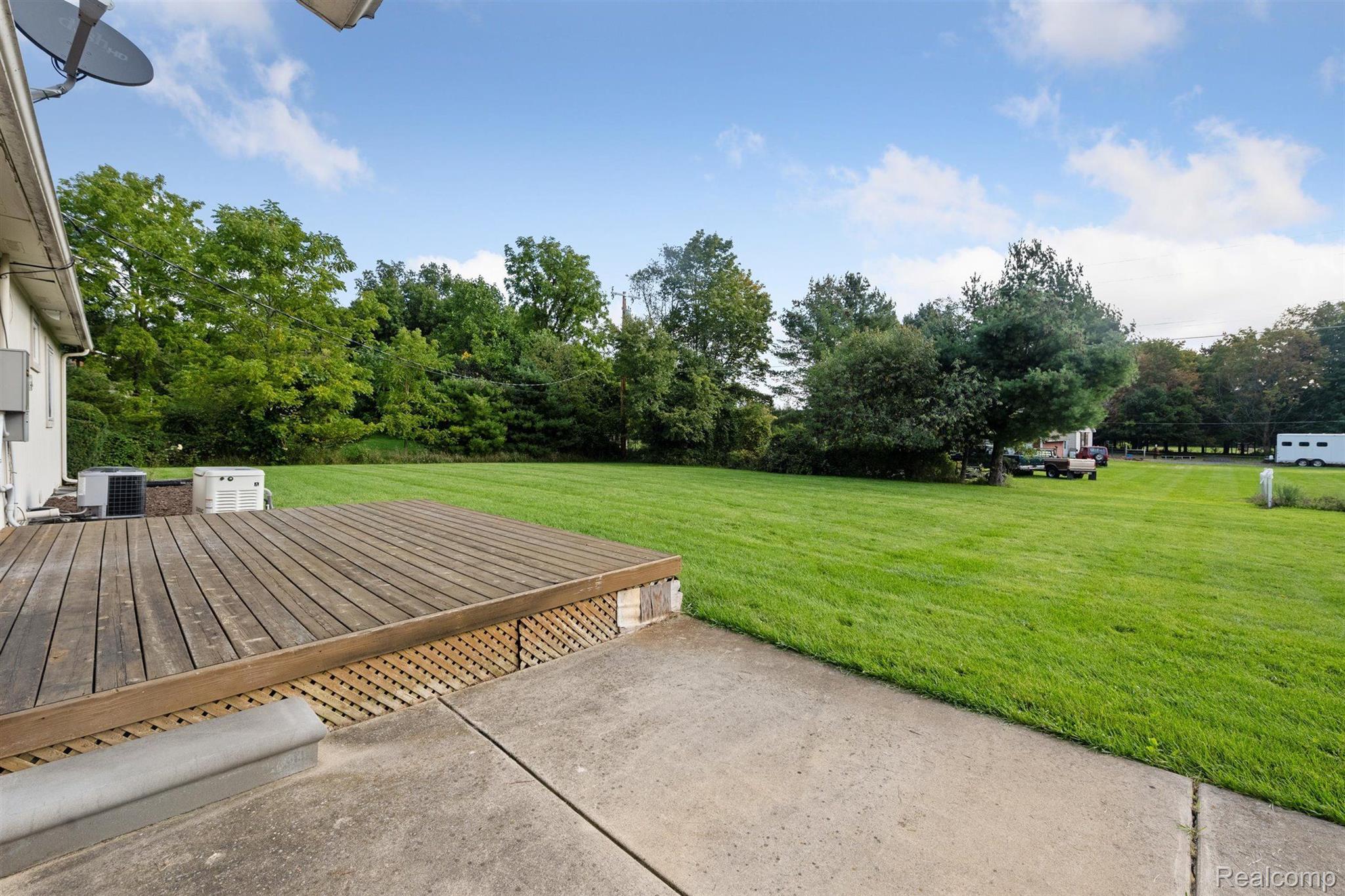 1661 South Tipsico Lake Road Milford, MI 48380 - Photo 26 of 30 Gallery Image 26