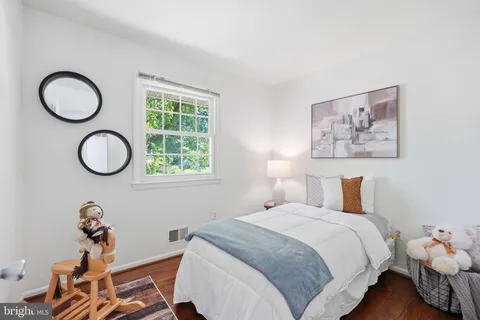 $625,000 | 14429 Brad Drive, Rockville, MD 20853