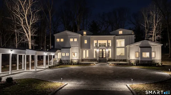 $3,988,000 | 475 Fence Row Drive, Fairfield, CT 06824
