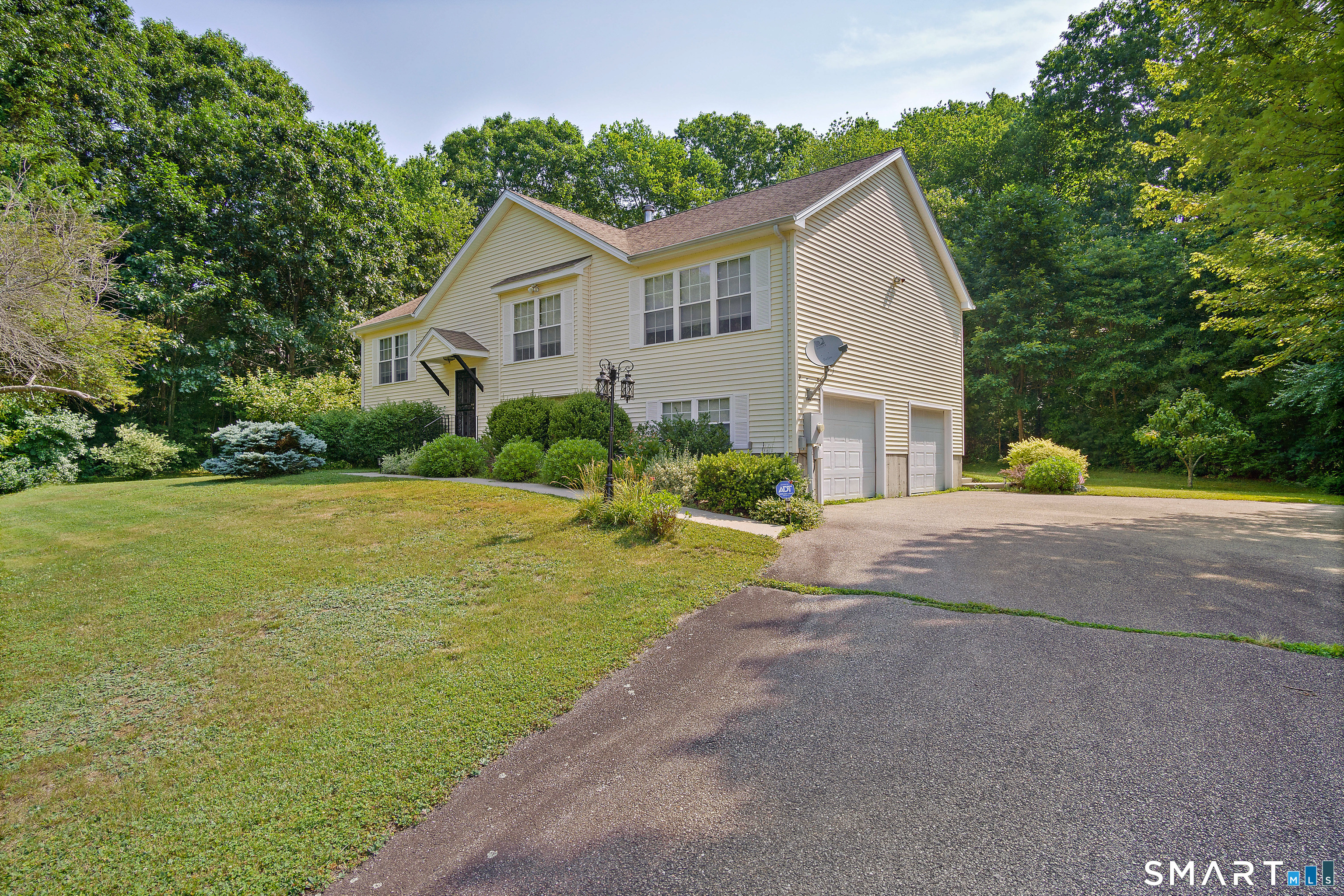 1784 Glasgo Road Griswold, CT 06351 - Photo 8 of 29