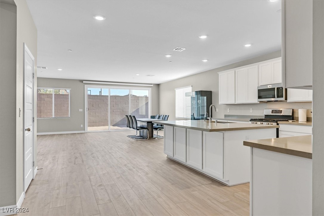 271 Rusty Ridge Lane Henderson, NV 89015 - Photo 8 of 52