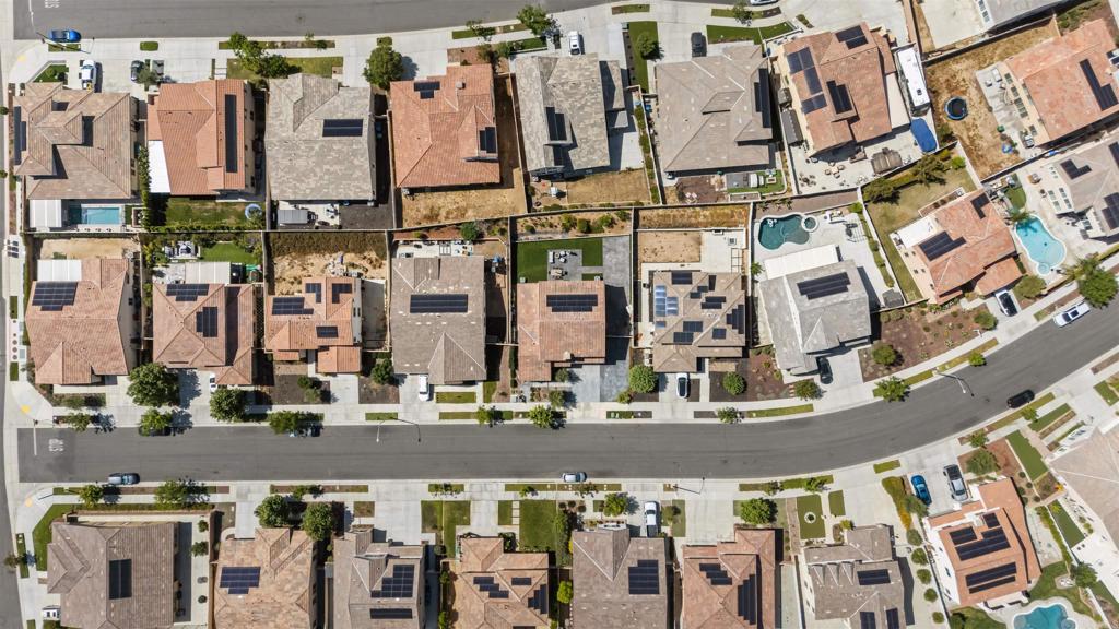29809 Gypsy Vanner Way Menifee, CA 92584 - Photo 41 of 45