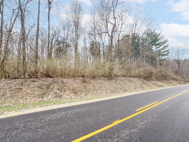 --- Childrens Home Road Sidney, OH 45365 - Photo 8 of 10 A spacious lot provides ample opportunity for a custom-built home.