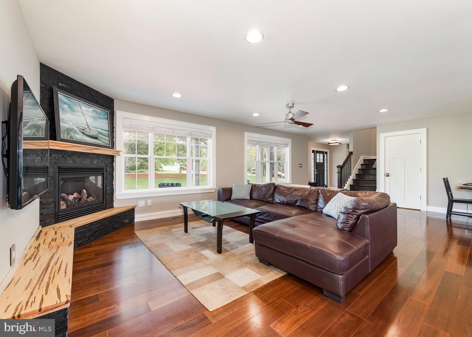 14632 Manor Road Phoenix, MD 21131 - Photo 6 of 31